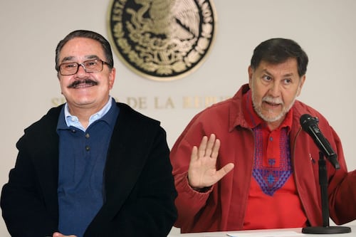 Noroña trolea a Pedrito Sola tras sobre avance del país: ‘¿Qué se te pudrió?’