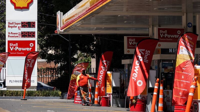 Carga tu tanque ya: Precios de gasolinas subirán ‘de trancazo’ en la Frontera Norte