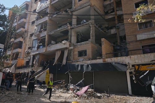 Irán ataca a Israel tras bombardeos contra Líbano: ‘Enfrentarán una respuesta devastadora’
