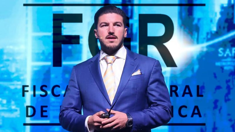 Samuel García, denunciado ante la FGR