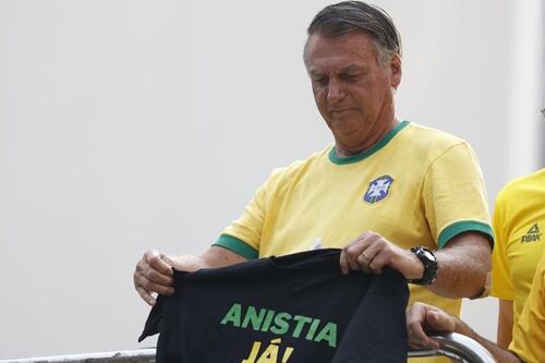 Musk tiene un nuevo aliado: Bolsonaro convoca a miles de brasileños tras suspensión de X