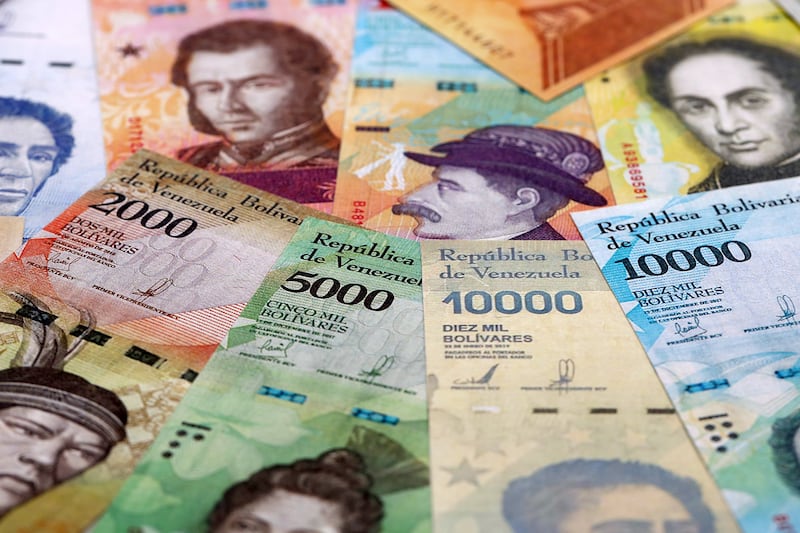 Gobierno de Venezuela confirma alza en el salario mínimo mensual tras protestas