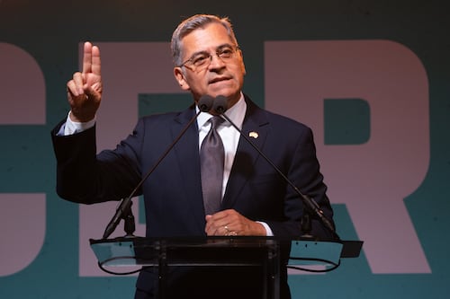 California: Becerra y el poder latino