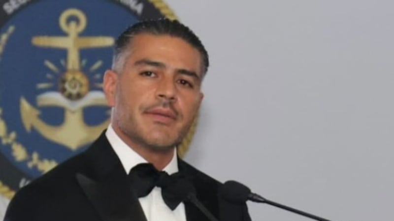 García Harfuch es padrino: Asiste a graduación de cadetes de la Escuela Naval Militar