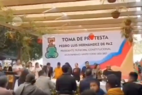 ¿Qué crímenes persiguen al alcalde de Santo Tomás de los Plátanos que tomó protesta y escapó?