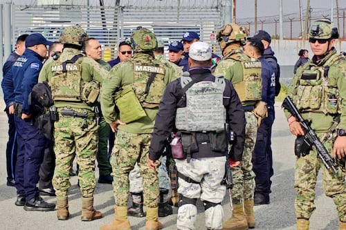 Próximo destino cárceles de EU: Ellos son los 37 narcos que México le entregó a Trump