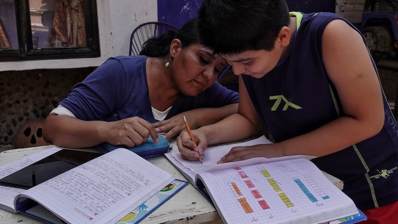 ¿De qué va la iniciativa para encarcelar a padres que abandonen a mujeres embarazadas?