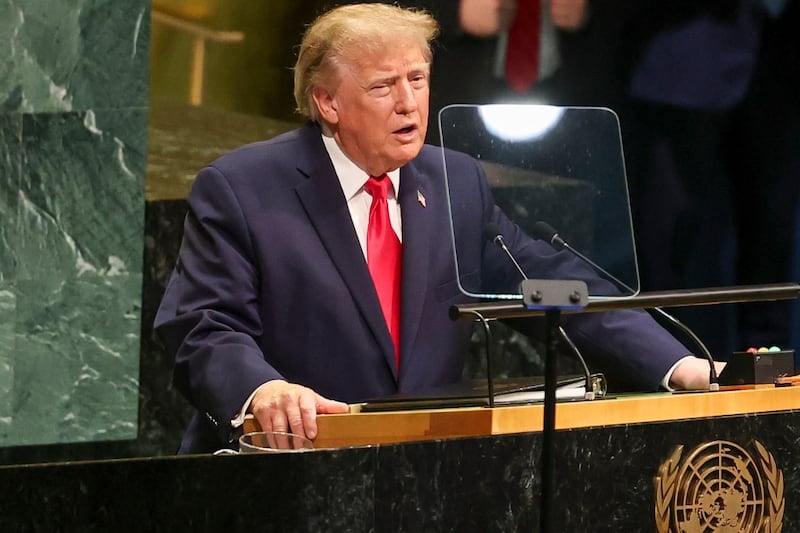 Trump amenaza a países de Latinoamérica con usar su ‘poderío’ militar: ‘Es para proteger intereses de EU’