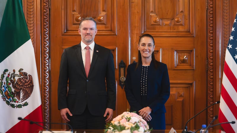 ‘Avanzamos en revisión del T-MEC’: Sheinbaum se reune con Jamieson Greer, representante comercial de EU