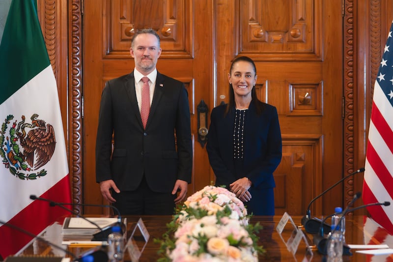 ‘Avanzamos en revisión del T-MEC’: Sheinbaum se reune con Jamieson Greer, representante comercial de EU
