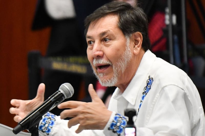 Fernández Noroña no aprende, vuelve a ‘atacar’ a Grecia Quiroz y la llama fascista