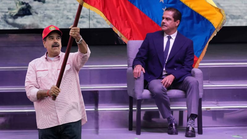 ¡Separados al nacer! Javier Alatorre se burla de comparaciones con su ‘gemelo’ Nicolás Maduro