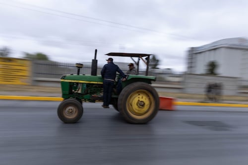 Transportistas acusan al Gobierno de reprimir bloqueos: ‘Responden con violencia a exigencias legítimas’