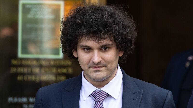 Sam Bankman-Fried, ‘cerebro’ de criptomonedas FTX, es condenado a 25 años de prisión