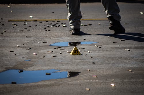 Otra vez Salamanca: Asesinan a cinco personas cerca de un campo de fútbol
