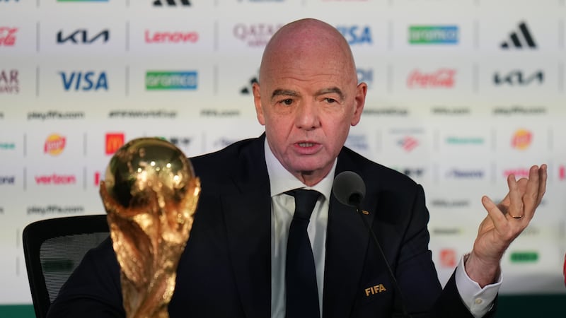 Gianni Infantino se indigna por críticas al Mundial: ‘Consumidos por el odio, se lo perdieron’