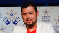 ¿Quién es Roberto Tapia, el cantante de corridos con el que Emma Coronel bailó?