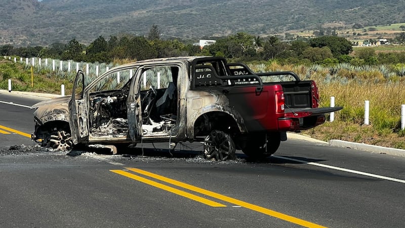 Narcobloqueos y violencia en Nayarit por muerte de ‘El Mencho’ dejan 5 detenidos y 2 abatidos