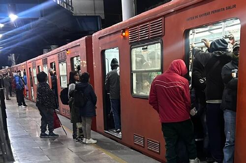 Metro de CDMX amanece ‘torpe’: Líneas 2 y B reportan retrasos de hasta 20 minutos por fallas en trenes