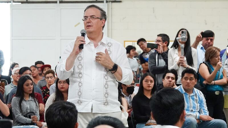 Ebrard acusa a Va por México de copiar método de selección de candidato de Morena