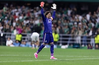 ‘Me voy con la cabeza en alto’: Memo Ochoa recuerda sus momentos en la portería de la Selección Mexicana