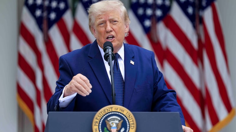 Canadá cancela inauguración del puente que conecta con EU... y Trump amaga con obtener 50% de ganancias
