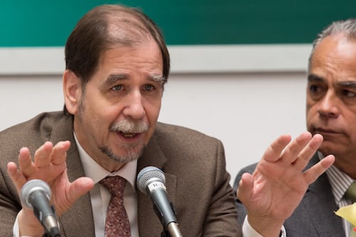 Agustín Basave renuncia al PRD