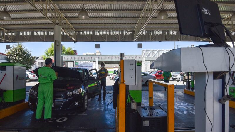 ¿Cuáles son los autos que se deben verificar en septiembre en CDMX y Edomex?