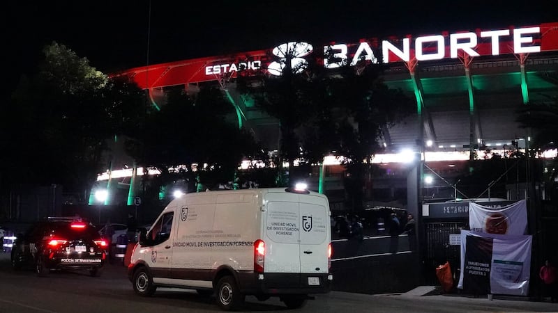 Fiscalía CDMX investiga muerte de aficionado en el Estadio Banorte: ¿Cómo realiza los peritajes?