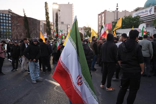 ¿China sí armó a Irán? Revelan que el ejército usó satélite espía chino para atacar bases de EU