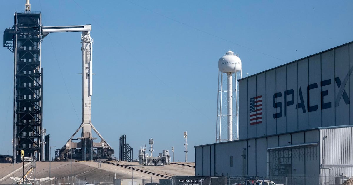 Salida a bolsa de SpaceX 'hunde' a la empresa surcoreana Mirae: ¿Por qué se quedó sin acciones?