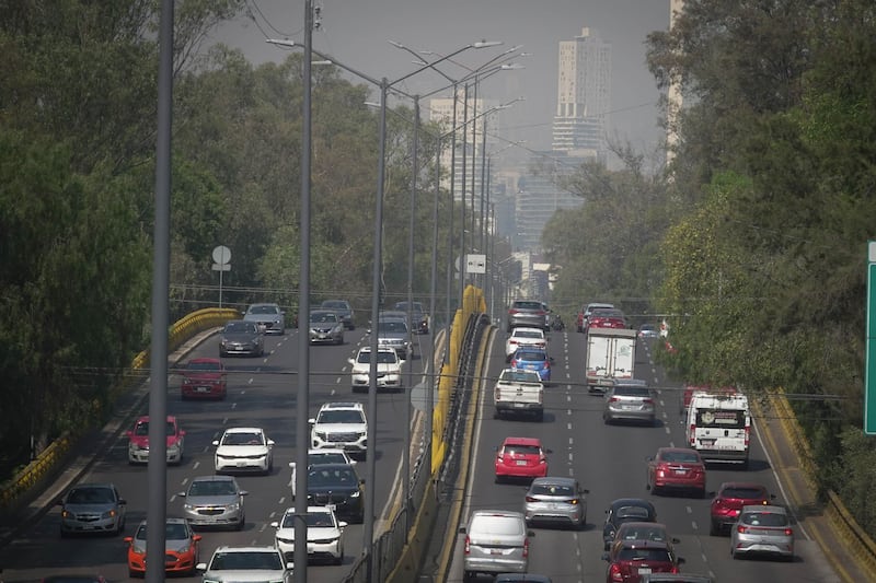 ‘Sabadarks’ sin multas: ¿Cómo opera el Hoy No Circula para el 2 de mayo en CDMX y Edomex?