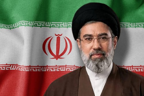 La élite militar se impuso en Irán