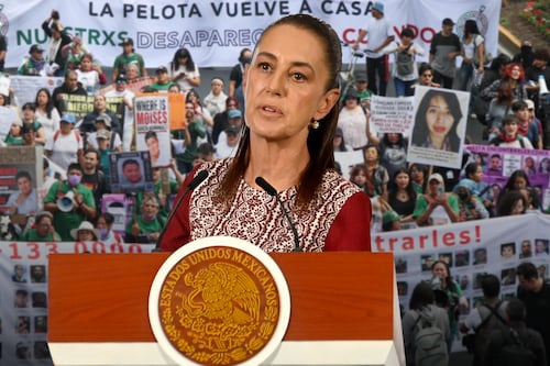 Sheinbaum contesta a madres buscadoras: ‘Sí recibo a muchas, pero no hago propaganda’