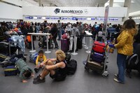 Una más de la 4T: PT propone que Aerolínea de Sedena cubra vuelos de Aeroméxico