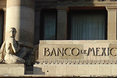 Crédito al consumo repunta 13.5% en septiembre, su mayor salto en más de una década