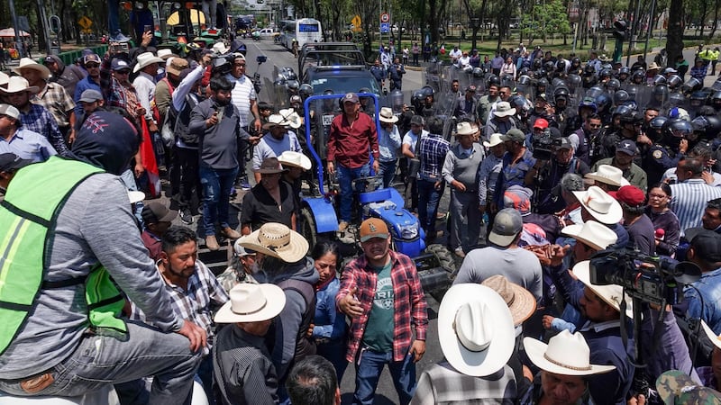Campesinos amenazan con impedir el Mundial 2026