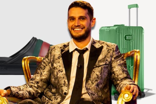 ¿Y la ‘humildad’? Exhiben a Adrián Marcelo de ‘LCDLF’ por usar chanclas Gucci y maleta de 51 mil pesos