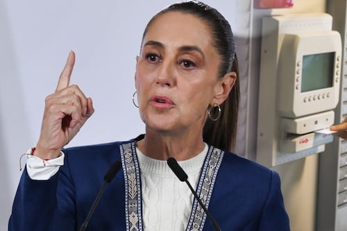 ‘Ya cumplimos’: Sheinbaum evita hablar de los 2 días de descanso en reforma laboral de 40 horas