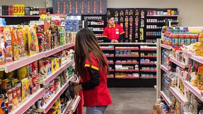 Empresas ‘sudan la gota gorda’ por alza en salarios y recorte a jornada laboral