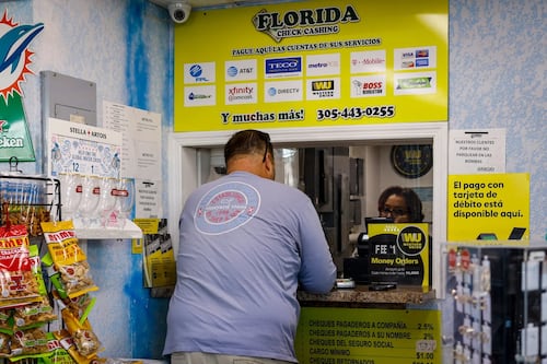 Las remesas digitales desplazan al efectivo en las transferencias de EU a México