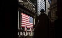 Wall Street cierra ‘conectado’; indicadores toman impulso por el sector tecnológico