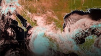 Huracán ‘Trudy’ se intensifica a Categoría 2; se esperan lluvias intensas en Colima y Michoacán