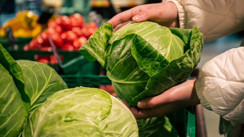 Walmart retira ensaladas de Taylor Farms por diarrea ‘explosiva’; México dice que origen no está confirmado