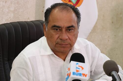 Guerrero envía combustible a tres entidades para aminorar desabasto: Astudillo