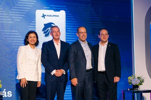 Inbursa y Aeroméxico lanzan nuevo portafolio de tarjetas para impulsar la experiencia de viaje