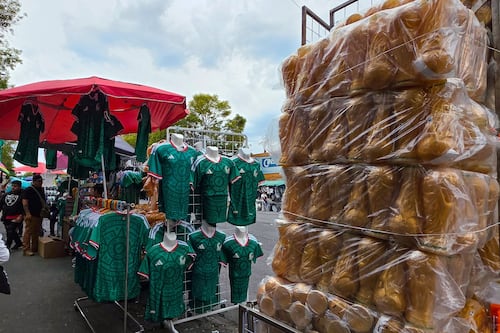 ‘Gana México y ganan todos’: Aumentan ventas de puestos informales durante el Mundial