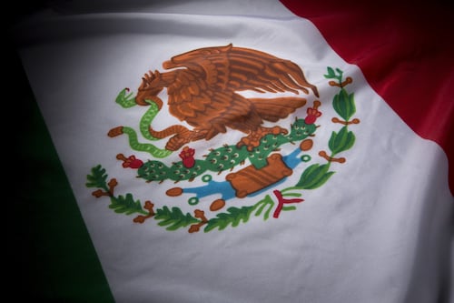 Banca está bien posicionada para enfrentar una posible rebaja de calificación de México: Fitch