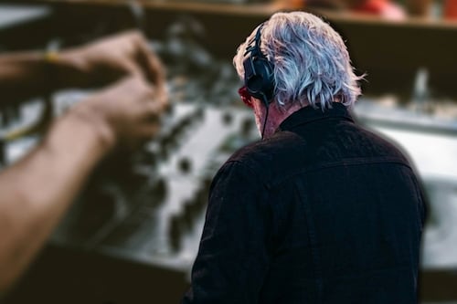Encuentran sin vida a Kavinsky, DJ francés detrás de ‘Nightcall’: ¿Qué se sabe de su fallecimiento?
