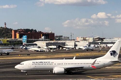Siguen deficiencias en controladores aéreos
